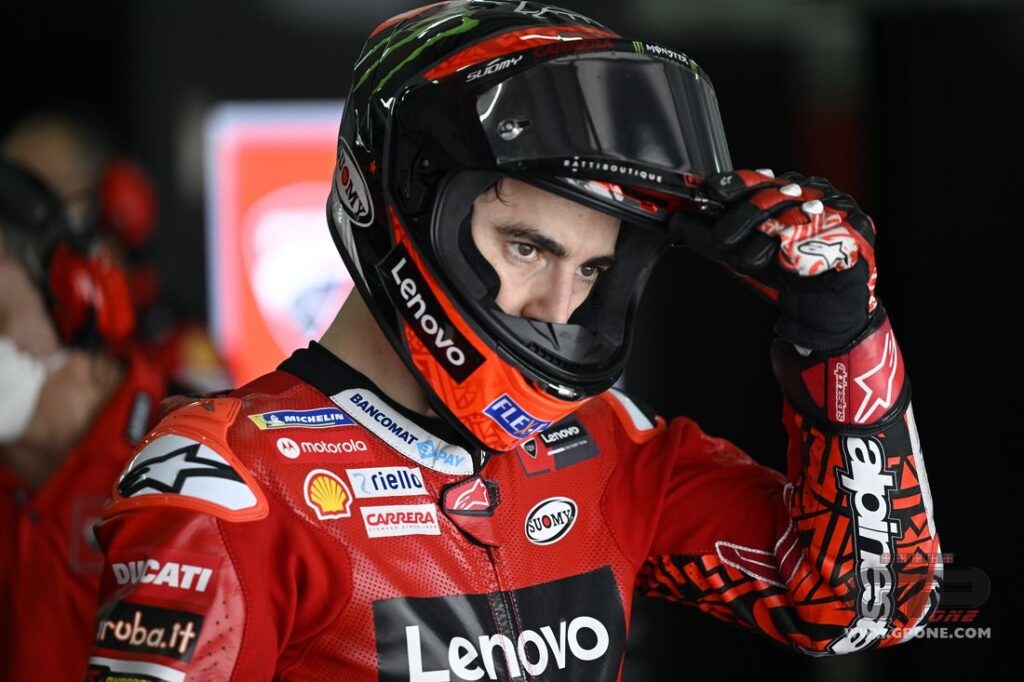 MotoGP, Bagnaia : “Si je devais courir aujourd’hui avec le GP22, je serais devant” Ritratto di Matteo Aglio