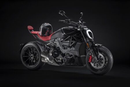 Ducati XDiavel Nera 2022 : le croiseur sportif change de peau
