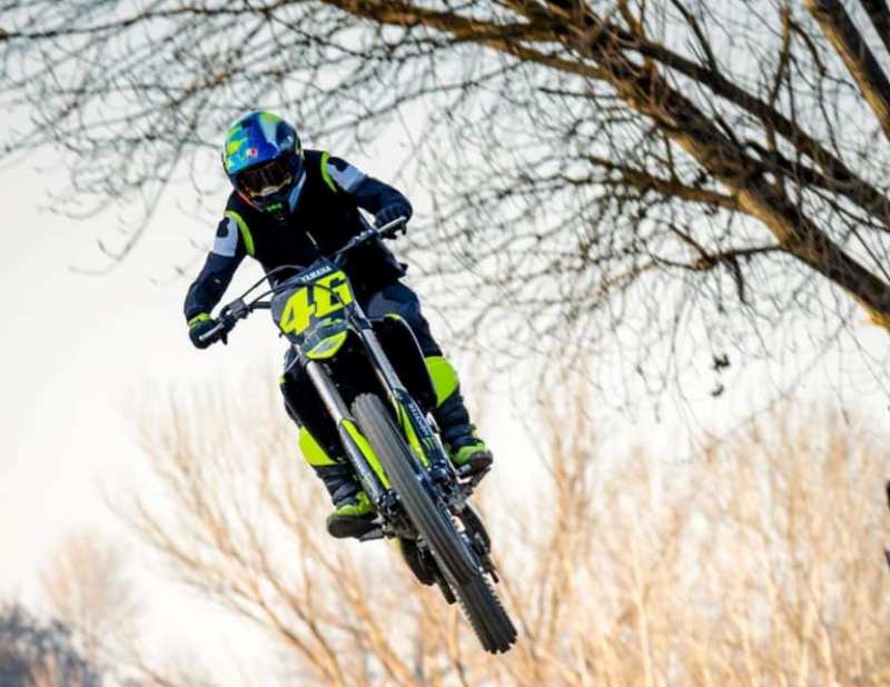 Magny Cours-Faenza : Rossi ne s’arrête pas entre deux et quatre roues Ritratto di Riccardo Gugliemetti