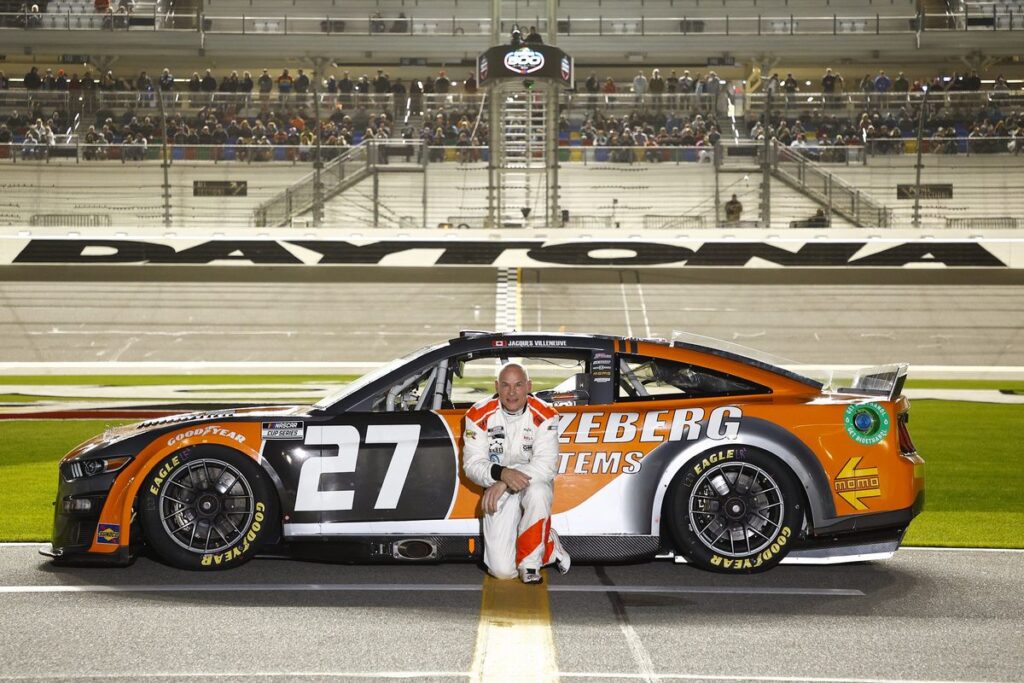 Jacques Villeneuve et le Daytona 500 : des coureurs qui ne peuvent pas s’arrêter Ritratto di Marco Caregnato