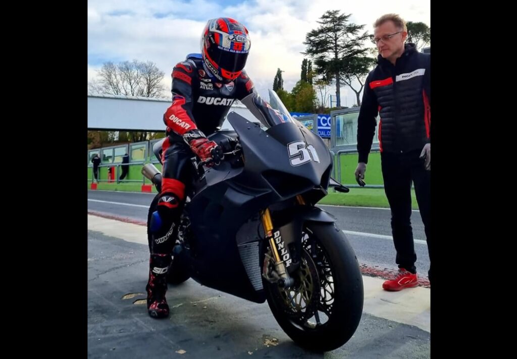SBK, Vallelunga is Red : Ducati en action avec Pirro, Bassani et Caricasulo ! Ritratto di Riccardo Gugliemetti