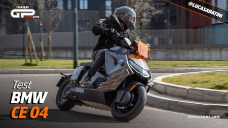 Test vidéo BMW CE 04 : Signaux du futur !