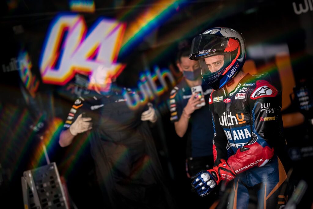 MotoGP, Dovizioso : “Malheureusement, je n’ai pas de grip, la Yamaha doit être pilotée d’une manière spéciale” Ritratto di Riccardo Gugliemetti