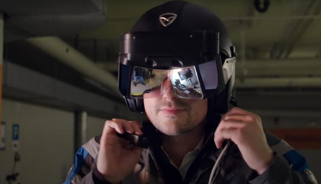 De Suisse le casque “intelligent” qui vous dit comment conduire De Suisse le casque "intelligent" qui vous dit comment conduire