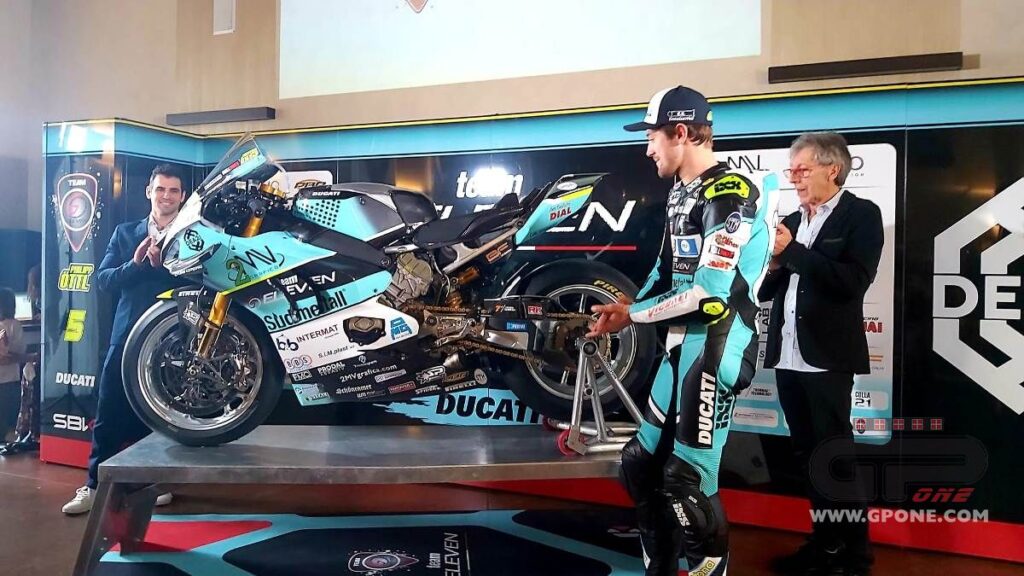 Oettl-Go Eleven : Ducati V4 dévoilé pour ses débuts en SBK Ritratto di Riccardo Gugliemetti