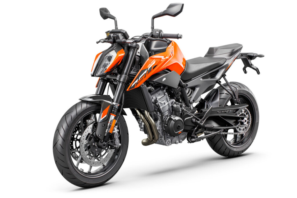 KTM 790 Duke 2022 : le retour du Scalpel ! Ritratto di GPone