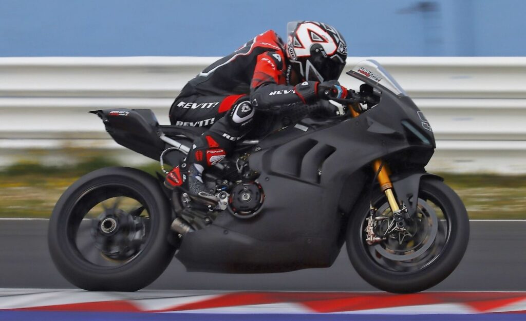 MotoAmerica, Petrucci : “Je ne suis toujours pas à l’aise avec Ducati, Austin est le vrai banc d’essai” Ritratto di Andrea Periccioli