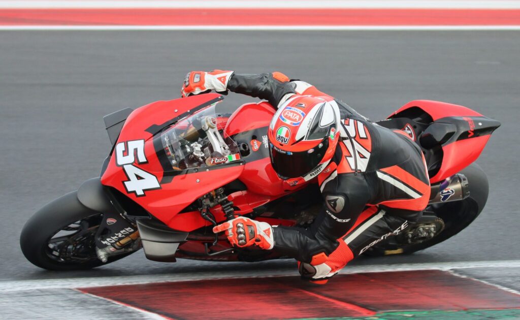 SBK, Pasini se retourne : pas de CIV et challenge avec Pirro sur Ducati Ritratto di Andrea Periccioli