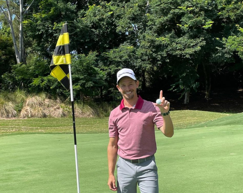 MotoGP, VIDEO – Casey Stoner n’a pas perdu son pouls : trou dans un coup de golf Ritratto di GPone