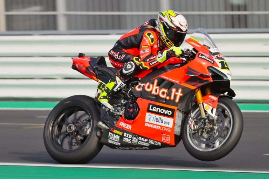 SBK, Bautista et Ducati inexpugnables aux tests de Barcelone, 2e Rea, 5e Toprak Ritratto di Riccardo Gugliemetti