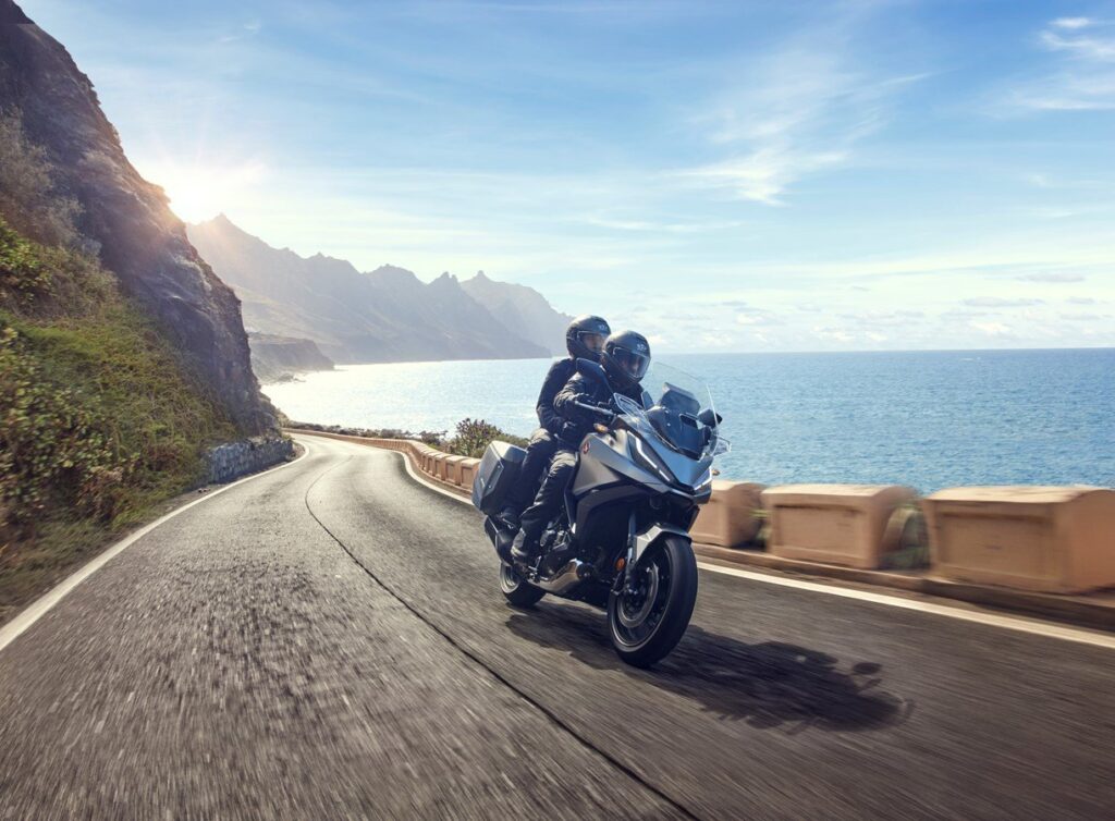 Honda NT1100 : la favorite des Britanniques Ritratto di GPone