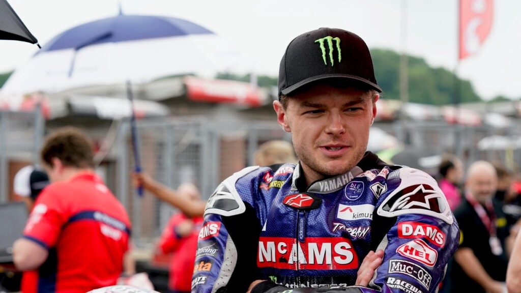 SBK, Tarran Mackenzie fera ses débuts en World Superbike à Assen avec Yamaha Ritratto di GPone