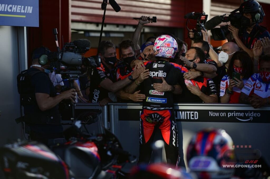 MotoGP, Espargarò : “Je suis fier de la pole mais je ne serai heureux qu’après la course” Ritratto di Matteo Aglio