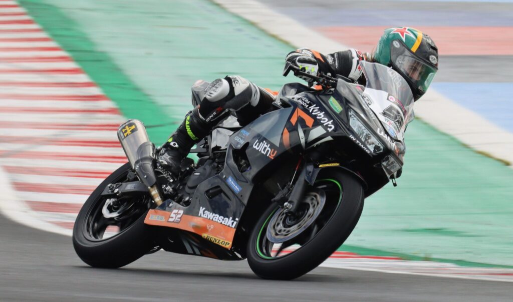 SBK, départ de rêve pour la 511 Racing féminine : Jessica Howden triomphe en WEC Ritratto di Andrea Periccioli