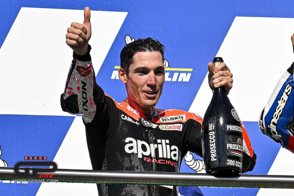 MotoGP, Fast by Prosecco, Pernat : “Brava Aprilia, Marquez ne sera pas à Austin” MotoGP, Fast by Prosecco, Pernat : "Brava Aprilia, Marquez ne sera pas à Austin"