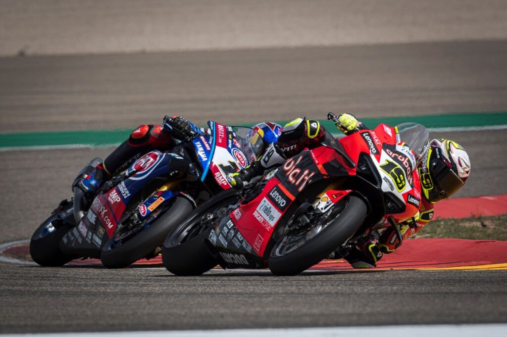 SBK, Aragon, les galères de Toprak : sa Yamaha 10km/h moins rapide que la Ducati Ritratto di Riccardo Gugliemetti