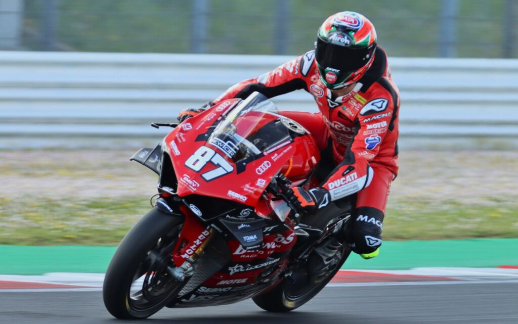 SBK, Lorenzo Zanetti est sorti de l’hôpital Bufalini de Cesena Ritratto di GPone