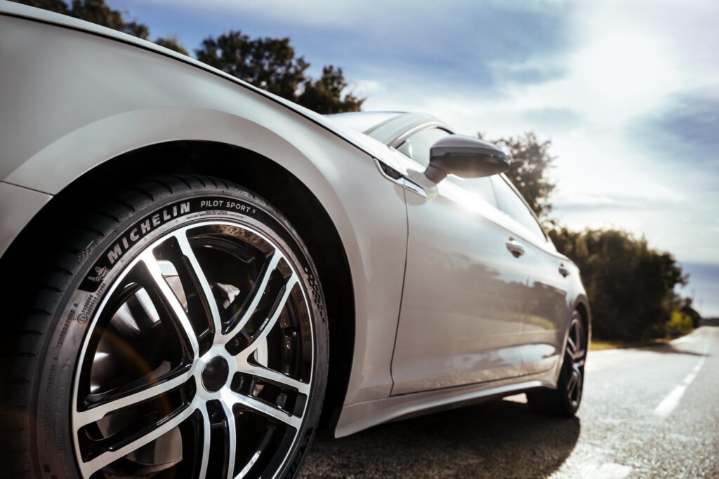 Les meilleurs pneus été selon Altroconsumo Ritratto di Fabio Caliendo