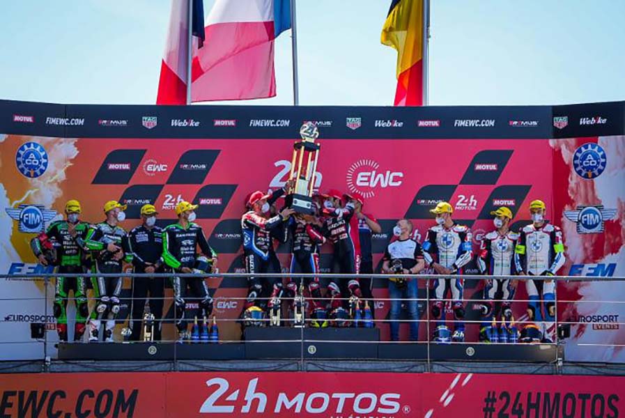 SBK, Guintoli entraînent Black et Siméon vers la victoire aux 24 Heures du Mans SBK, Guintoli entraînent Black et Siméon vers la victoire aux 24 Heures du Mans