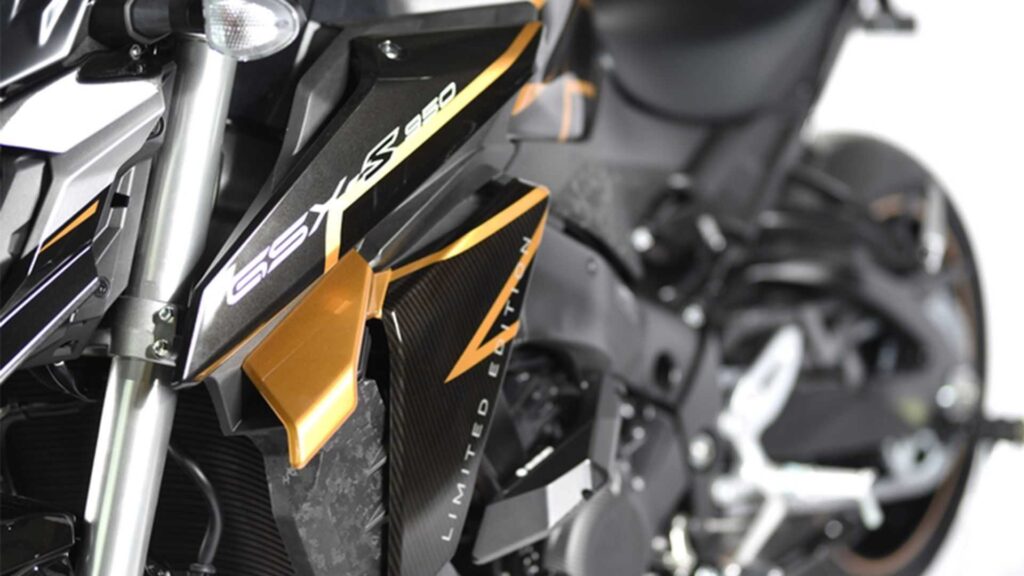 Suzuki GSX-S950 R Limited-Edition : version spéciale au GP du Mans Ritratto di Fabio Caliendo