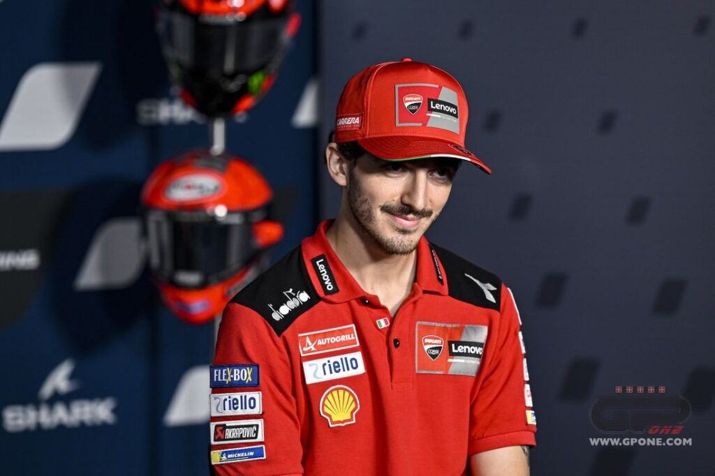 MotoGP, Bagnaia : “Pression des pneus ? Cette année déjà 18 pilotes sont hors limites” Ritratto di Matteo Aglio