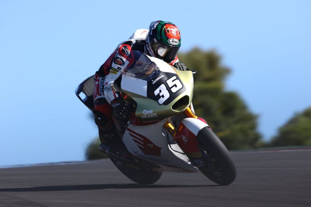 Moto2, record Chantra au Mans FP1, surprend Manzi 3e Ritratto di GPone