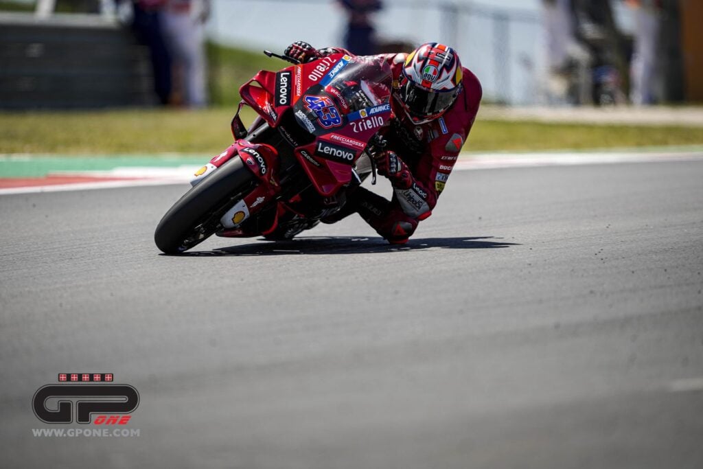 MotoGP, Miller : “c’était un spectacle impressionnant de suivre Bagnaia en qualifications” Ritratto di Andrea Scalera