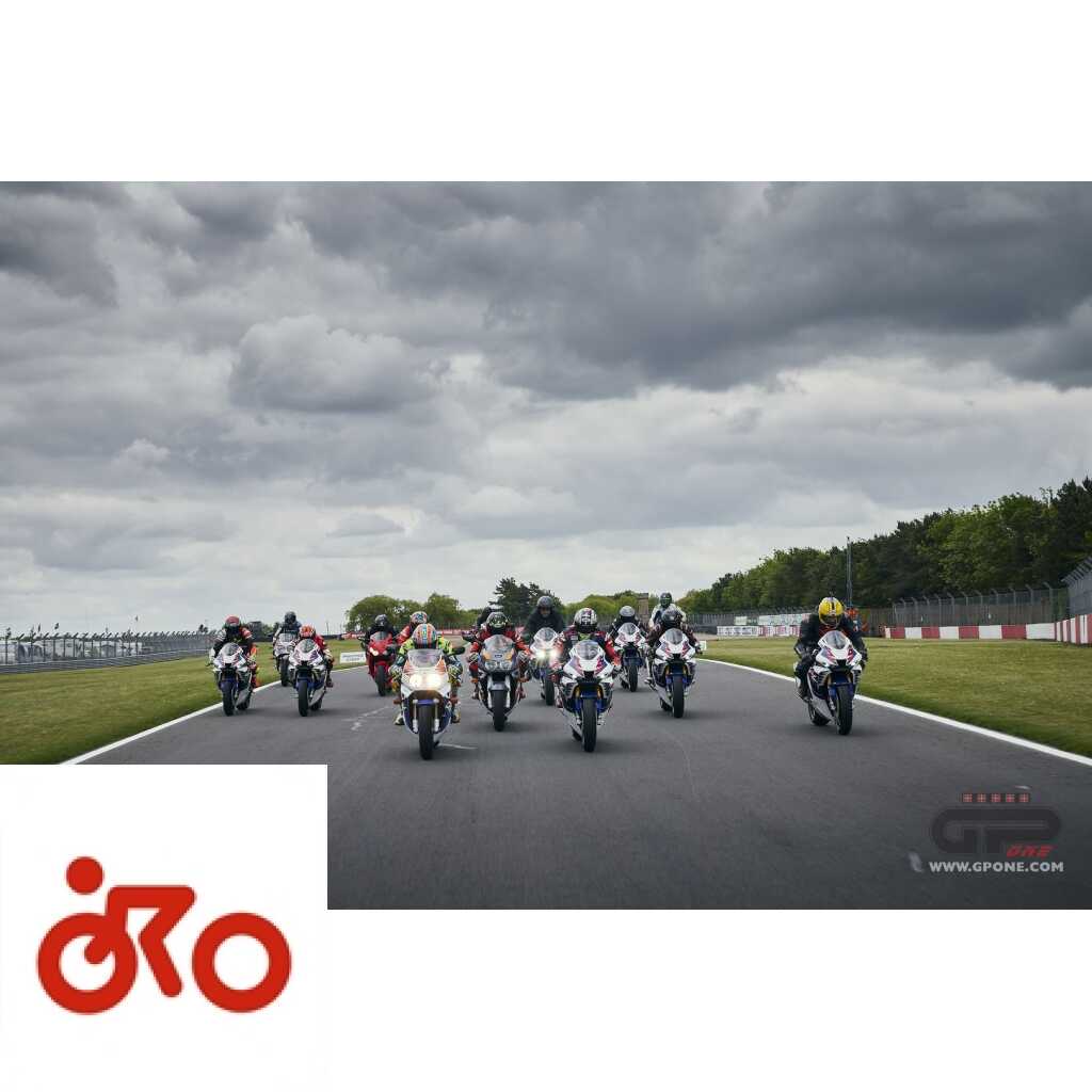 Honda CBR Fireblade : 30 ans d’histoire racontés à Donington Ritratto di Marco Caregnato