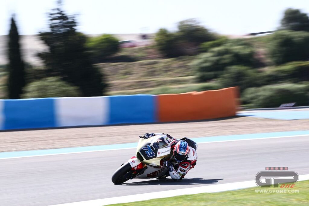 Moto2, Jerez : Ogura remporte sa première course, un exploit de Canet, 3e Arbolino Ritratto di GPone