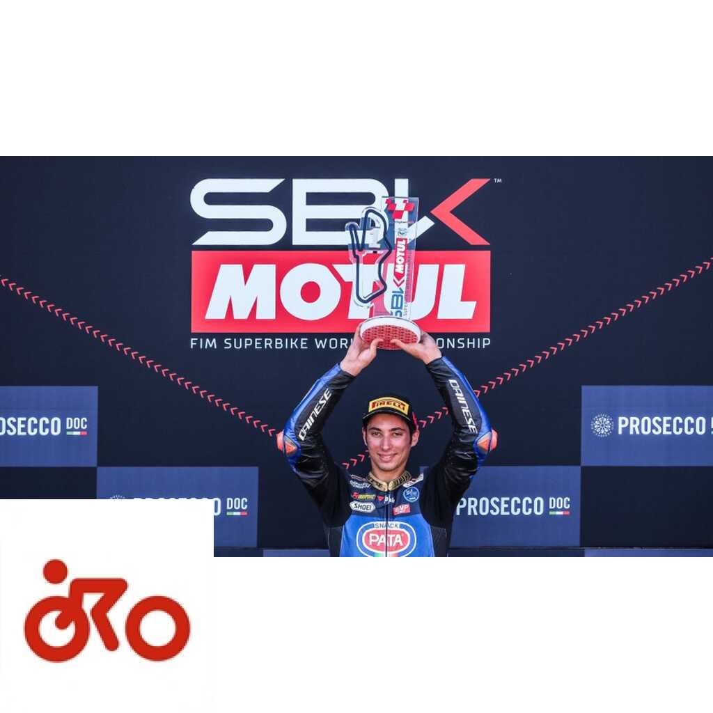 SBK, Razgatlioglu: “Sofuoglu blev förvånad över mitt hattrick” Ritratto di Andrea Periccioli