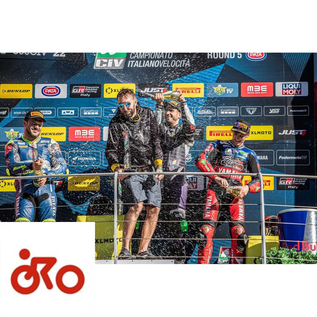 Tricolor Supersport in Mugello Schwerer Sturz von Emanuele Pusceddu Emanuele Pusceddu