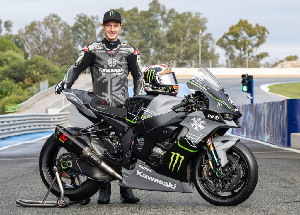 Superbike, Jonathan Rea glamour Kawasaki no inverno veste cinza
