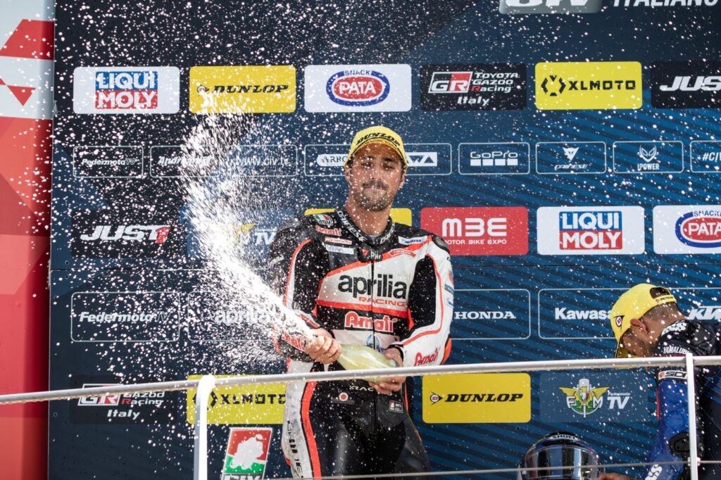 Alex Bernardi, chauffeur en activité “Je ne veux pas me lever à midi” Alex Bernardi, Aprilia, Superbike