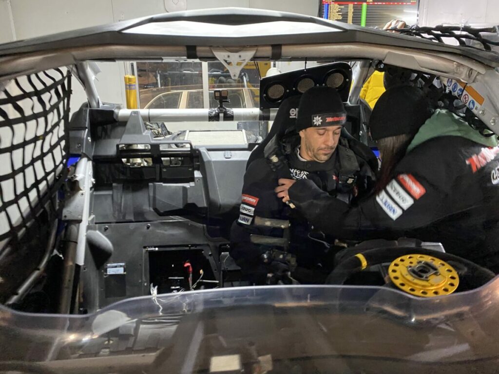 Joan Lascorz le tétraplégique imparable court maintenant sur la glace joan lascorz