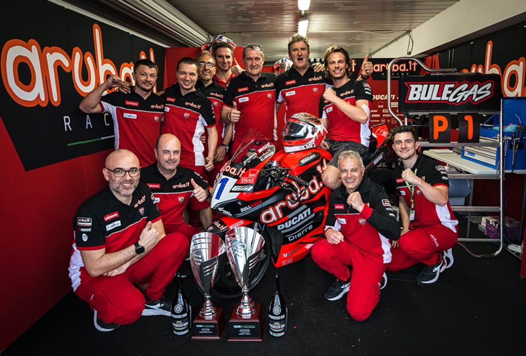 Supersport Phillip Island: Bulega et Ducati un-deux, les oies décident Nicolò Bulega, Supersport