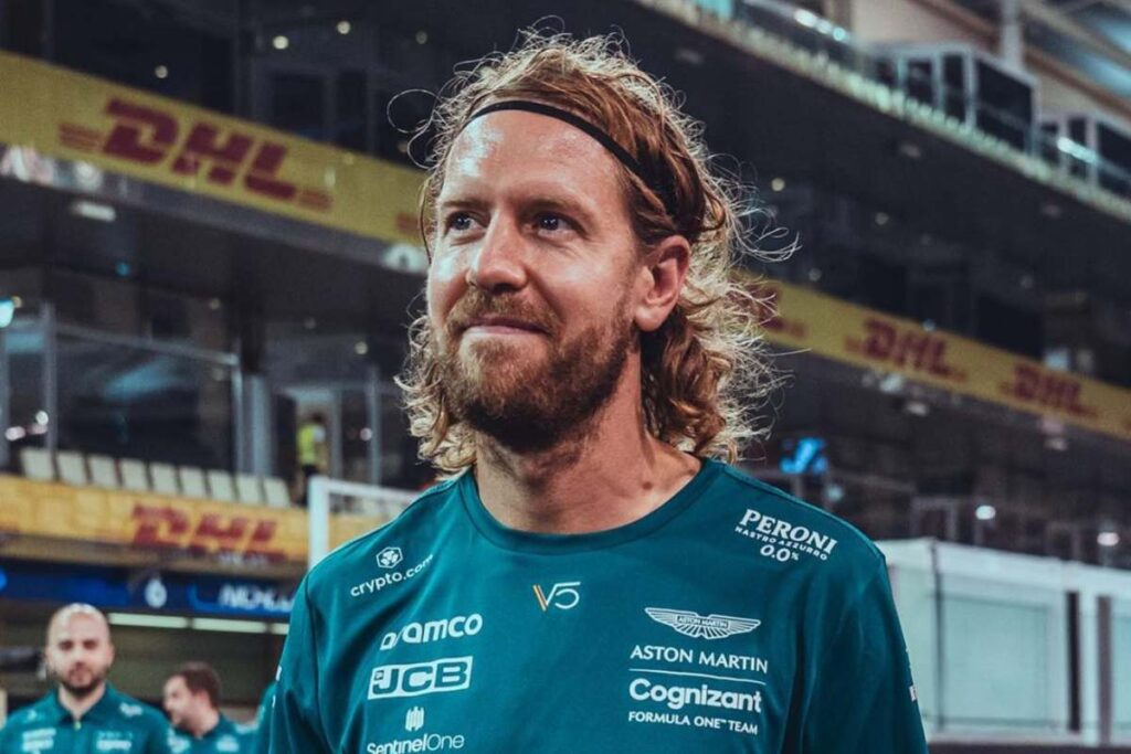 F1, Aston Martin auf dem Podium mit Alonso: Überdenkt Vettel seinen Rücktritt? Sebastian Vettel Aston Martin F1 Alonso