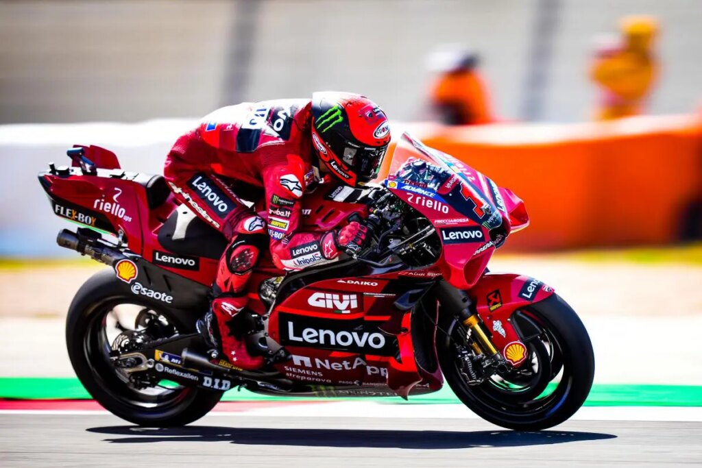 MotoGP, Gabarrini dit à Bagnaia : “Au début, il était très susceptible” MotoGP Pecco Bagnaia
