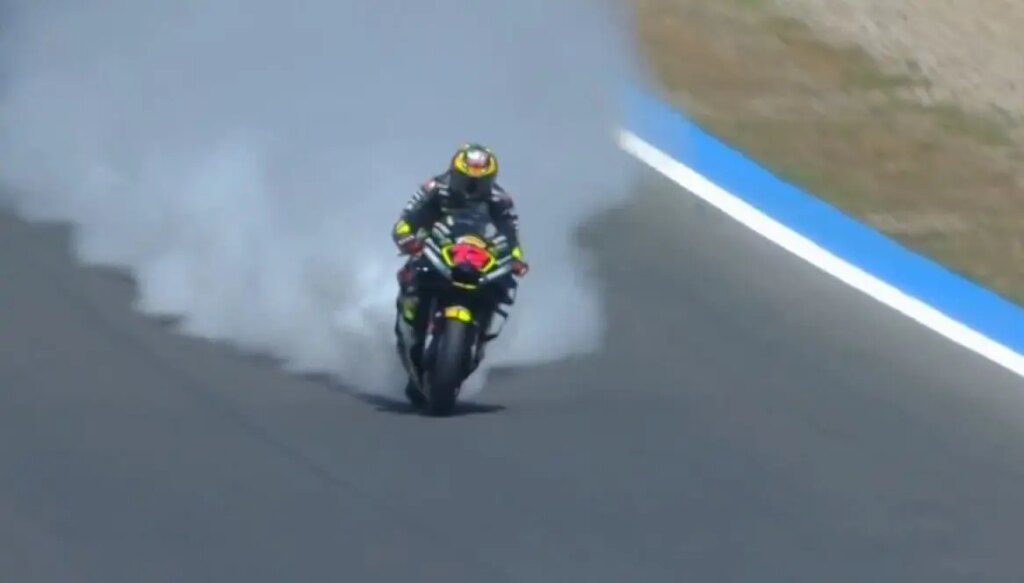 MotoGP Jerez, Latihan 2: Bezzecchi “asap putih”, Bagnaia dari 10! bezzecchi-motogp-fumata-bianca-jerez