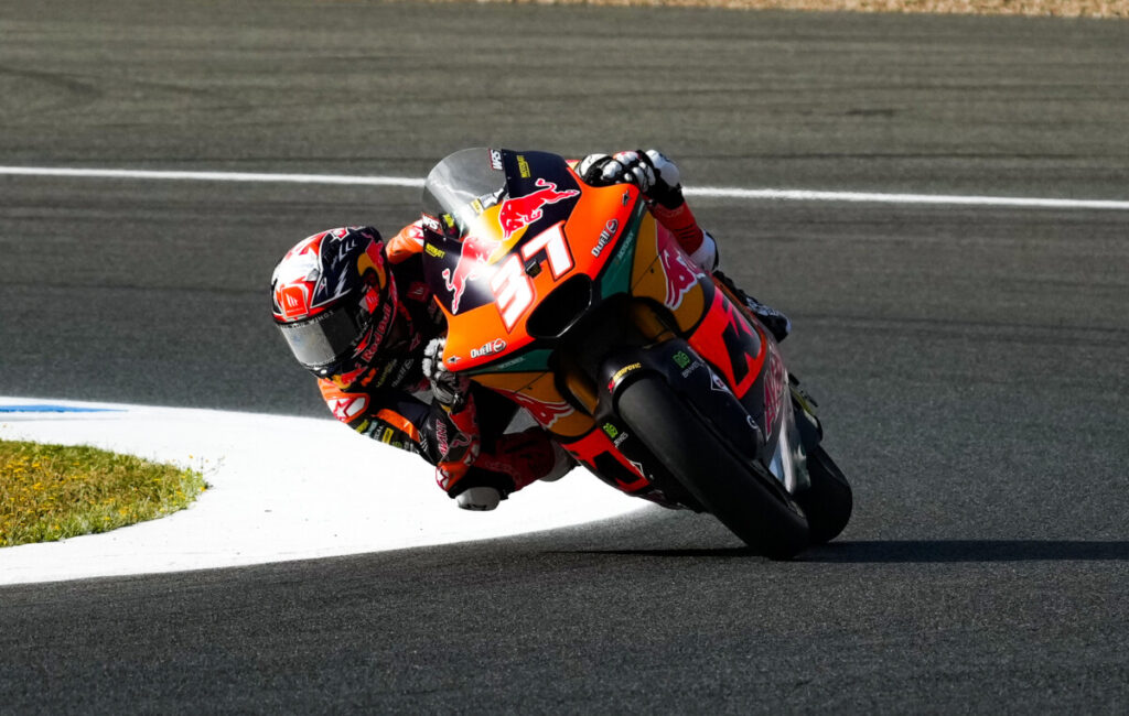 Moto2 Jerez, Essais 2 : pluie de chutes, Acosta dérape aussi pedro-acosta-moto2-prove2-jerez