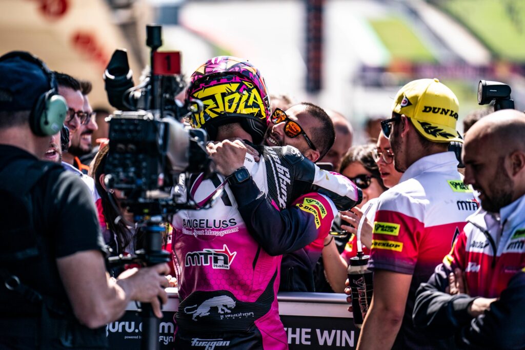 ortola-tonucci-abbraccio-moto3-austin