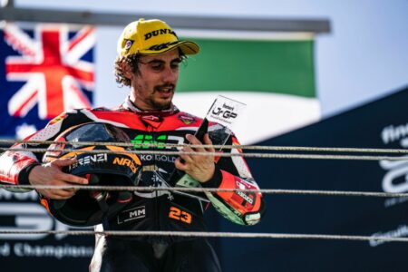 niccolò-antonelli-moto2-podio-estoril