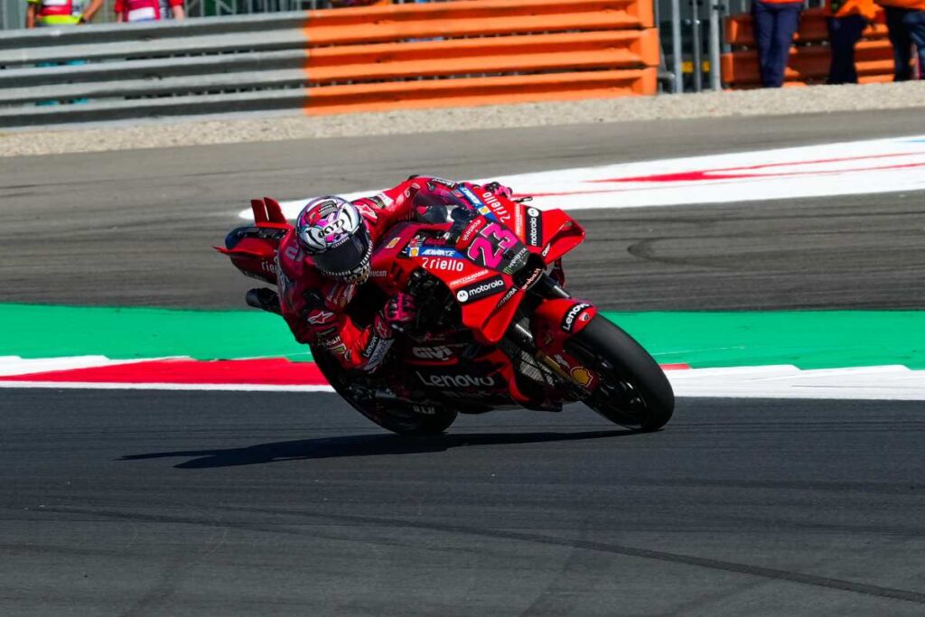 MotoGP, Funken Bastianini-Marini in Assen: „Bevor Sie sprechen…“ Enea Bastianini Luca Marini MotoGP Assen