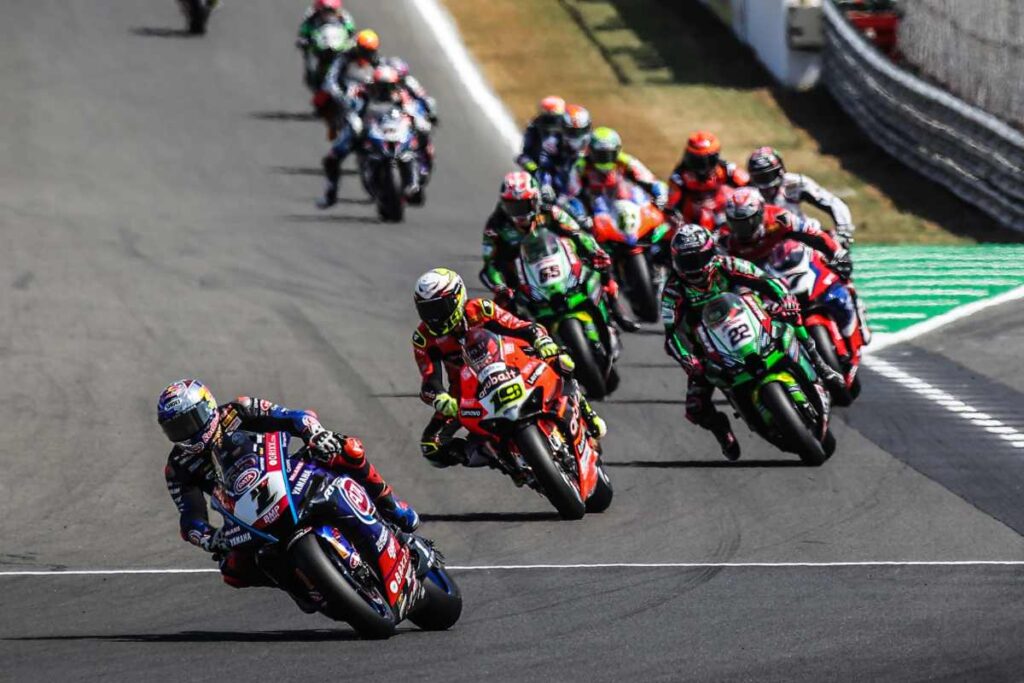 Superbike Donington 2023 orari diretta tv streaming Sky Now TV8