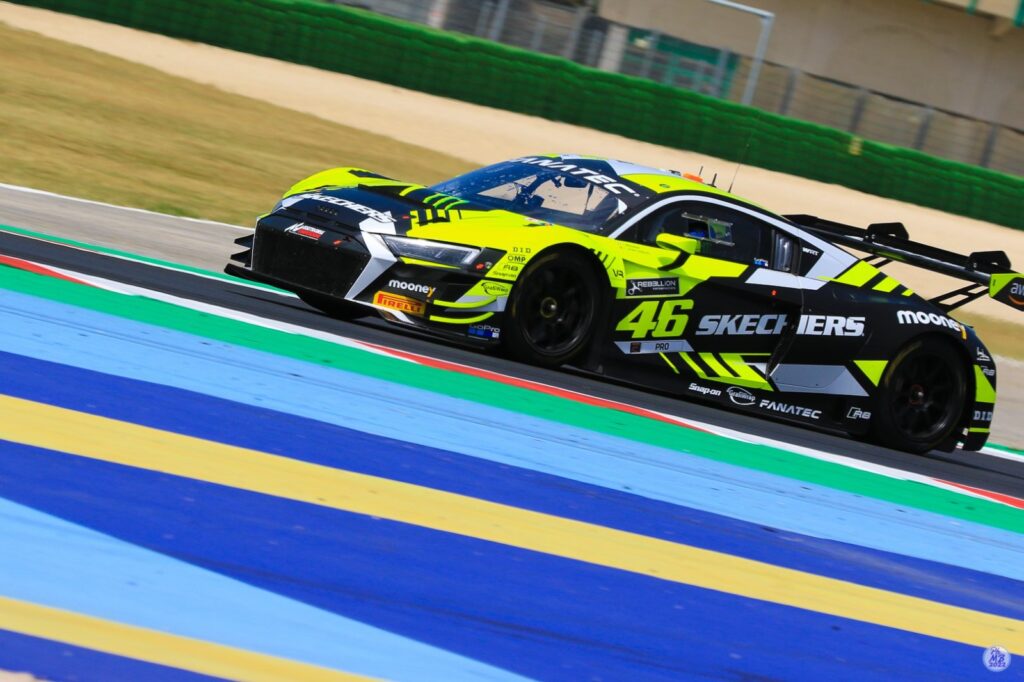 Misano devient jaune pour Valentino Rossi au GT World Challenge Valentino Rossi a Misano