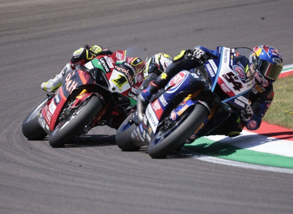 Superbike Imola: Der Sprint ist ein furioser Kampf, antwortet Toprak auf Bautista Toprak Razgatlioglu, Superbike