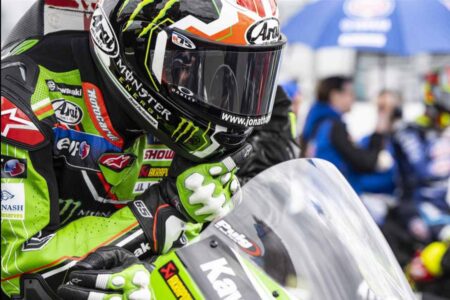 Jonathan Rea Superbike Donington Kawasaki