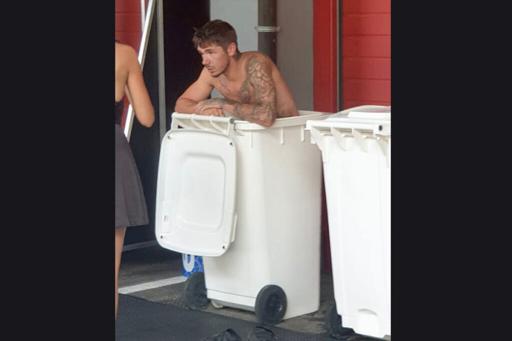 Superbike, sengende Hitze in Imola: So kühlt sich Scott Redding ab Redding a Imola Superbike