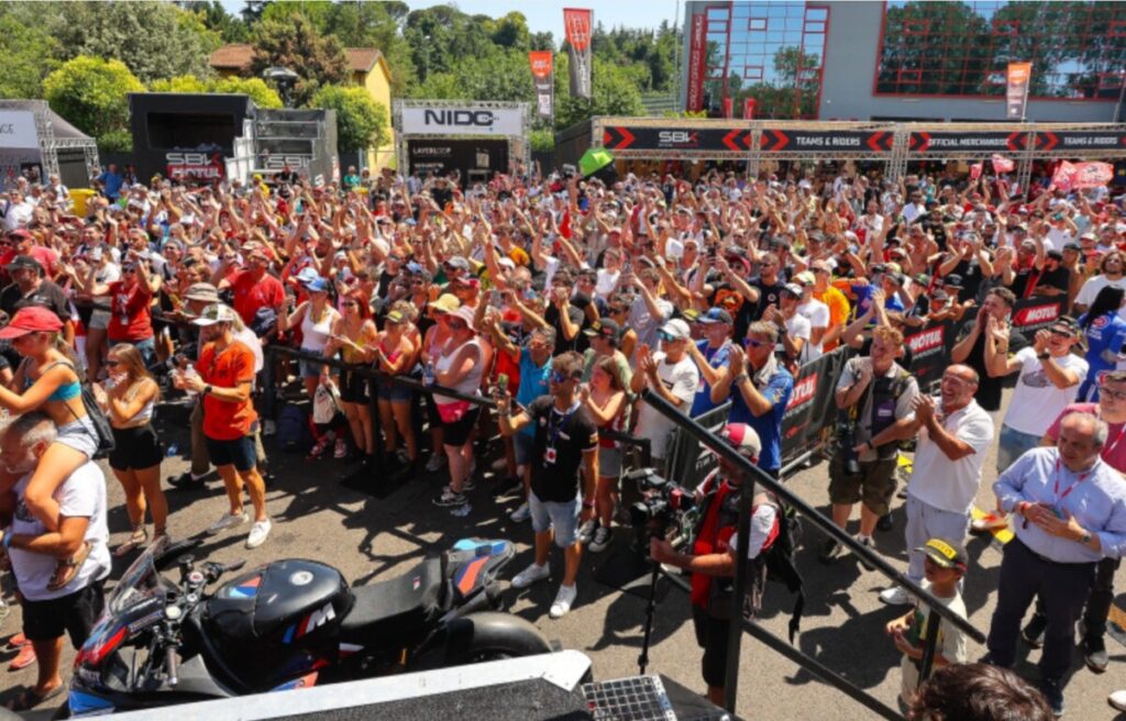 Superbike, hou vast aan Imola “Motorfietsen dreigen te laat te komen” Superbike, Autodromo Imola