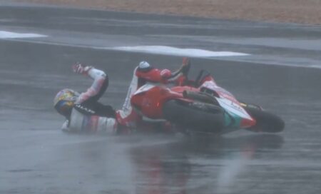 crash-p3-dixon-moto2-silverstone