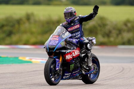 Implacabile O'Halloran: tris nel British Superbike a Thruxton